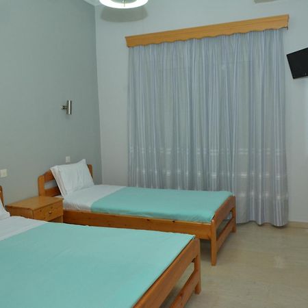 ניי פורי Hotel Filoxenia מראה חיצוני תמונה