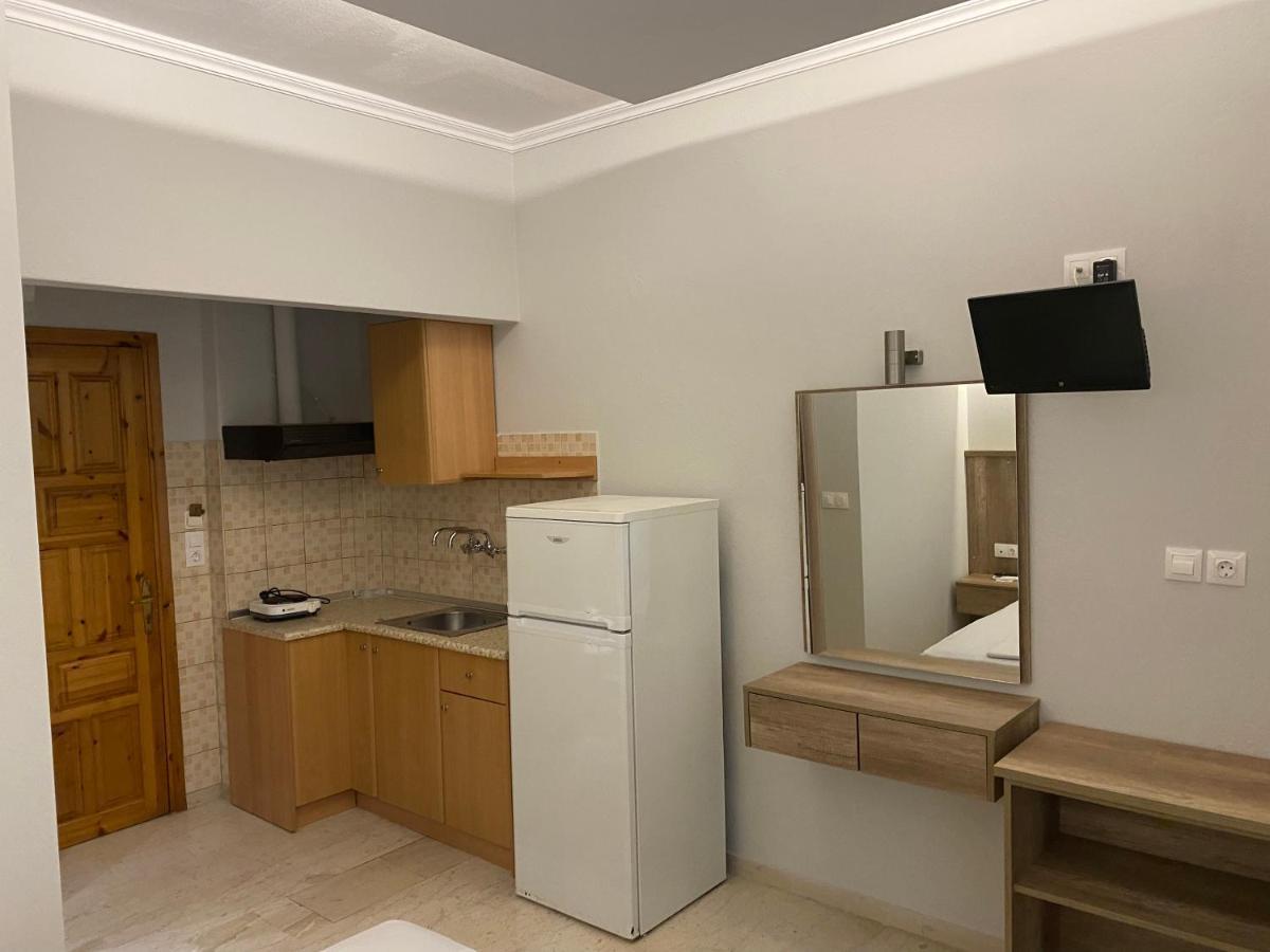 ניי פורי Hotel Filoxenia מראה חיצוני תמונה