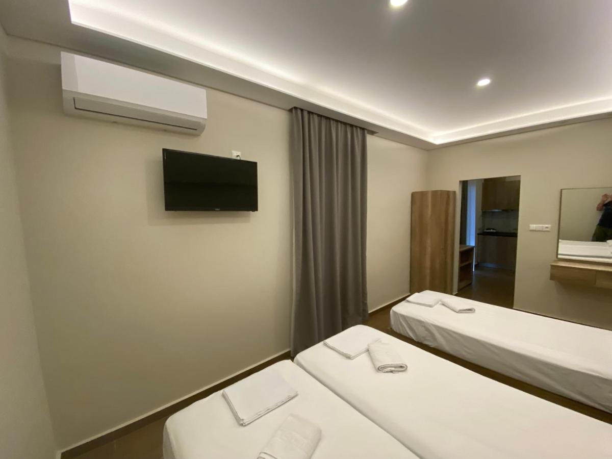ניי פורי Hotel Filoxenia מראה חיצוני תמונה