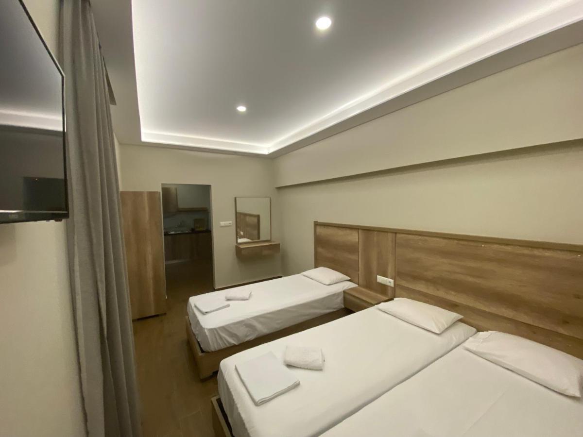 ניי פורי Hotel Filoxenia מראה חיצוני תמונה