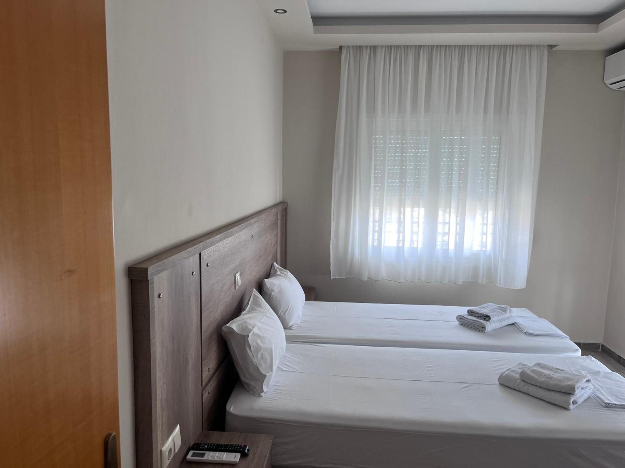 ניי פורי Hotel Filoxenia מראה חיצוני תמונה