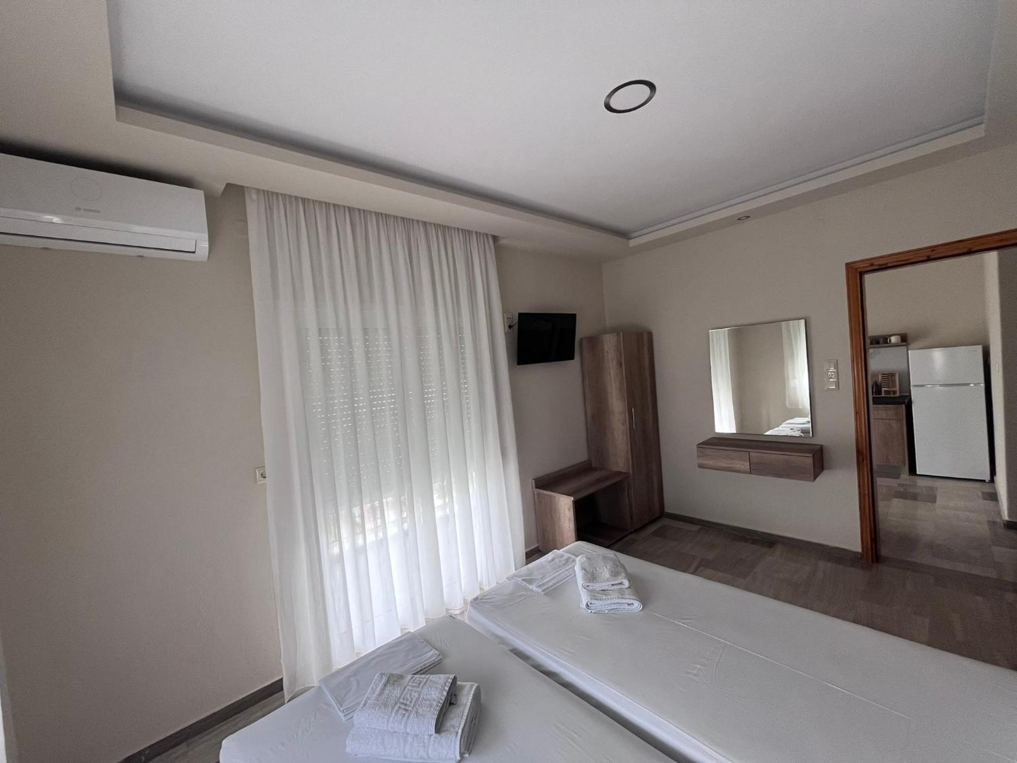 ניי פורי Hotel Filoxenia מראה חיצוני תמונה