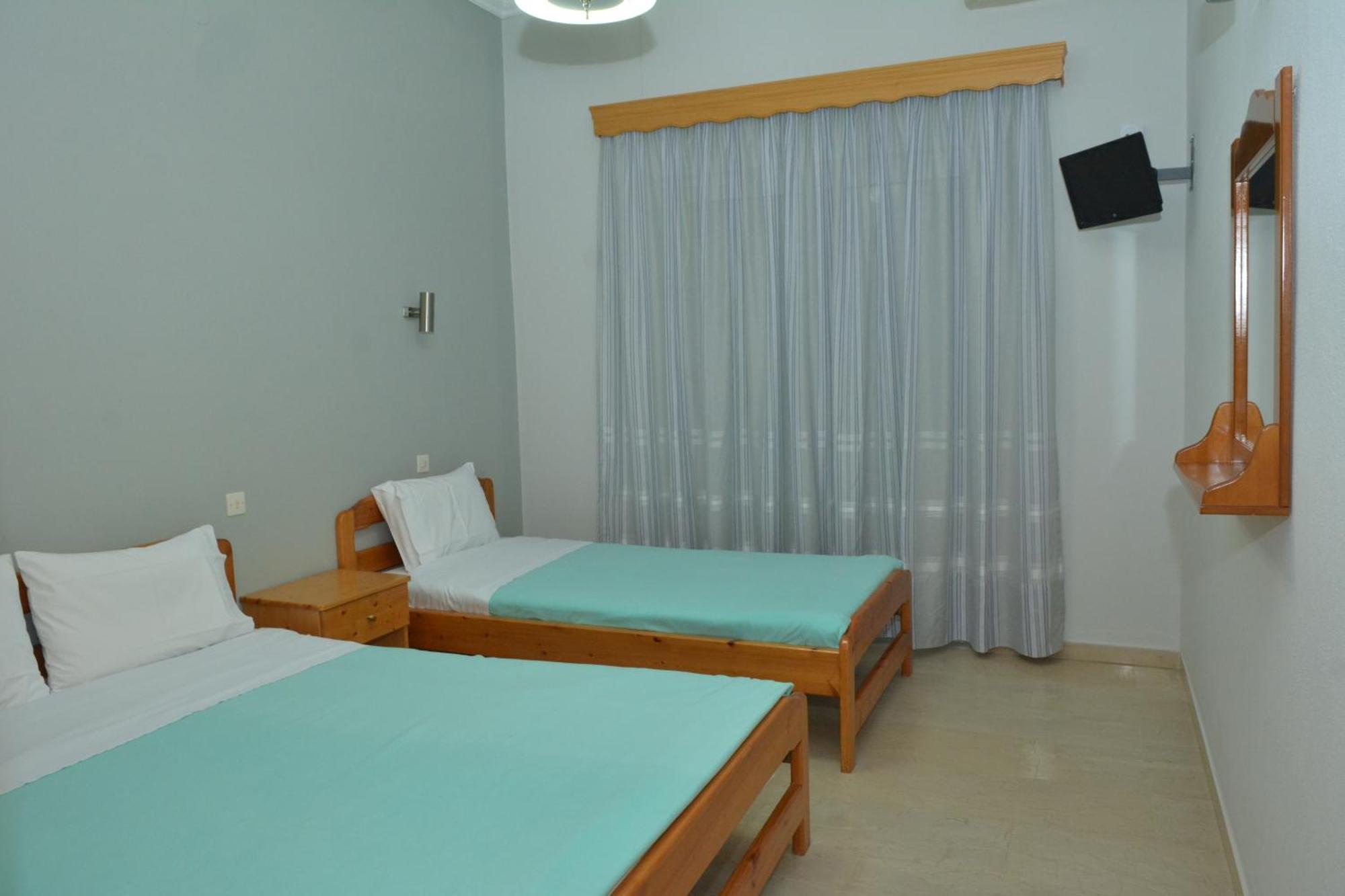 ניי פורי Hotel Filoxenia מראה חיצוני תמונה