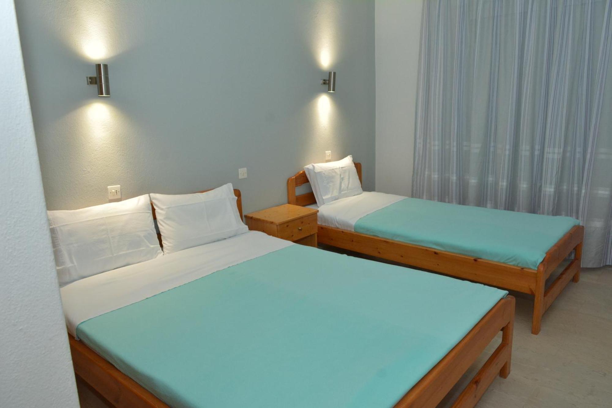 ניי פורי Hotel Filoxenia מראה חיצוני תמונה