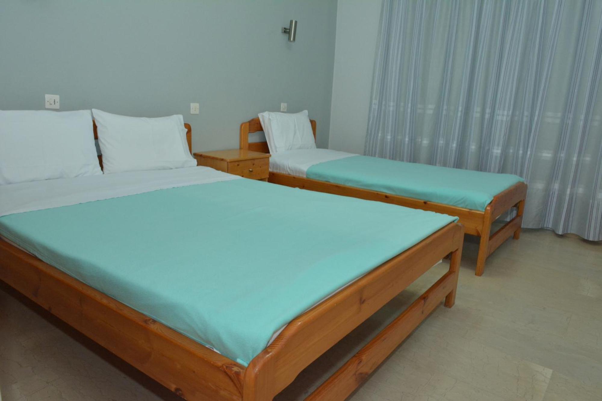 ניי פורי Hotel Filoxenia מראה חיצוני תמונה